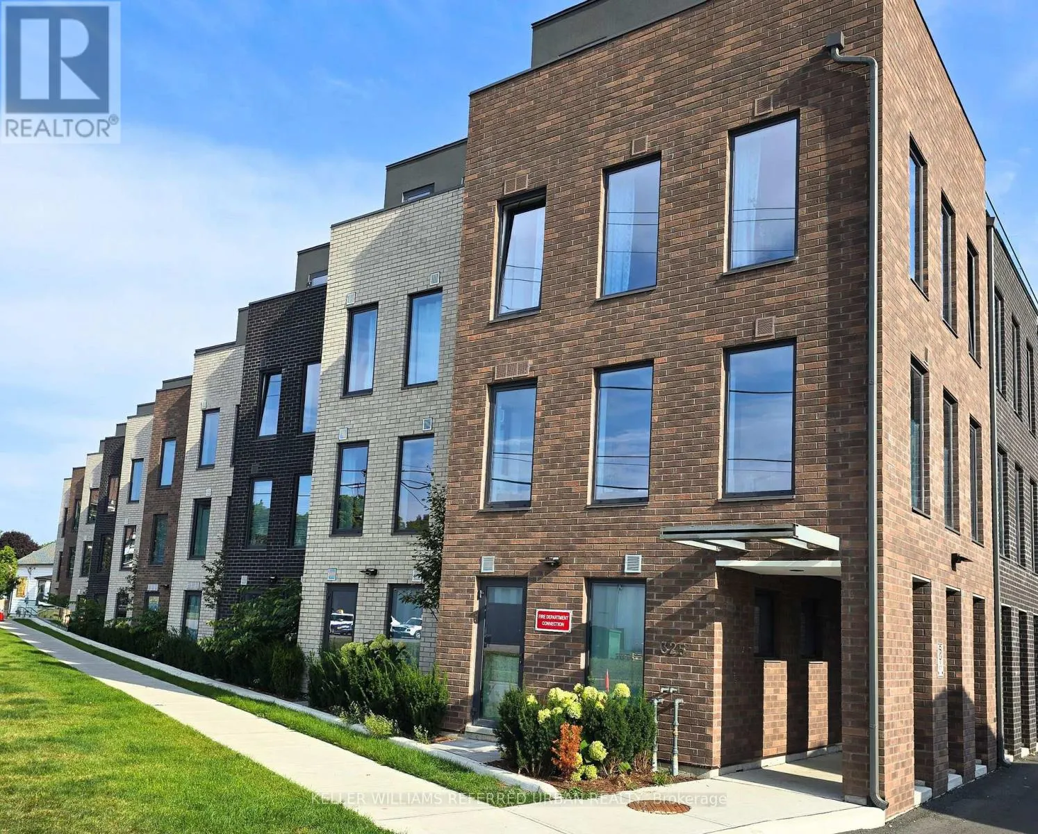 Apartment for rent: 112 - 325 University Avenue, Cobourg, Ontario K9A 2H9