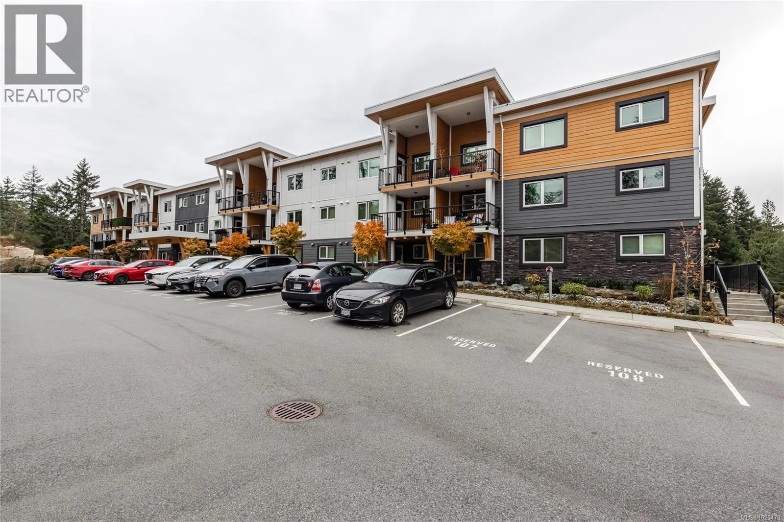 Apartment for rent: 112 4820 Cedar Ridge Pl, Nanaimo, British Columbia V9T 0M7