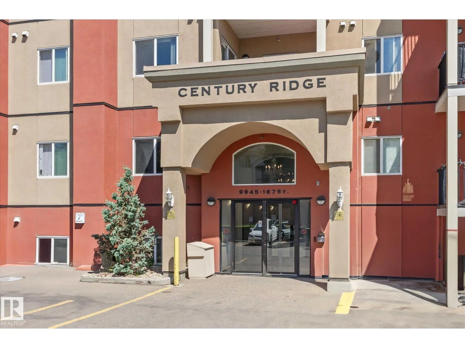 Apartment for rent: #112 9945 167 St Nw, Edmonton, Alberta T5P 0K5