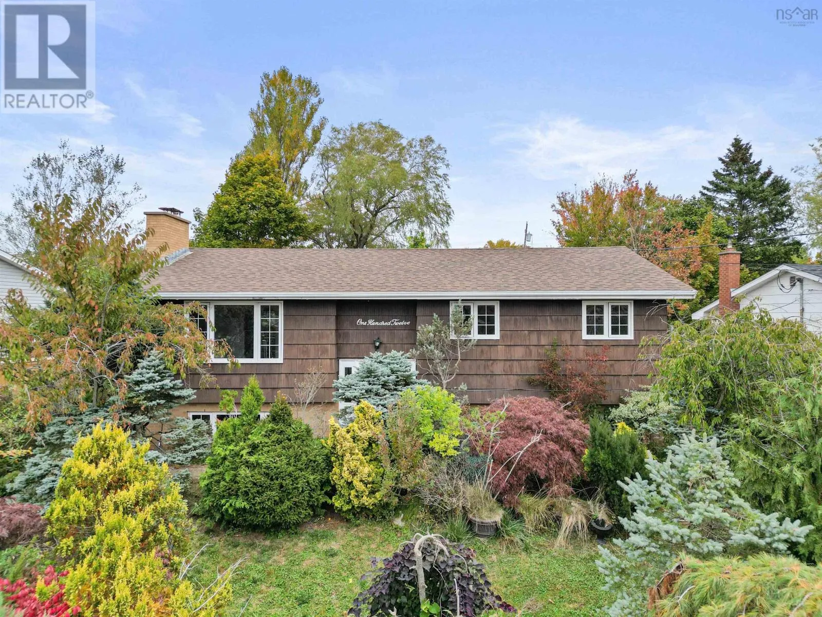 House for rent: 112 Arklow Drive Drive, Cole Harbour, Nova Scotia B2W 4E4