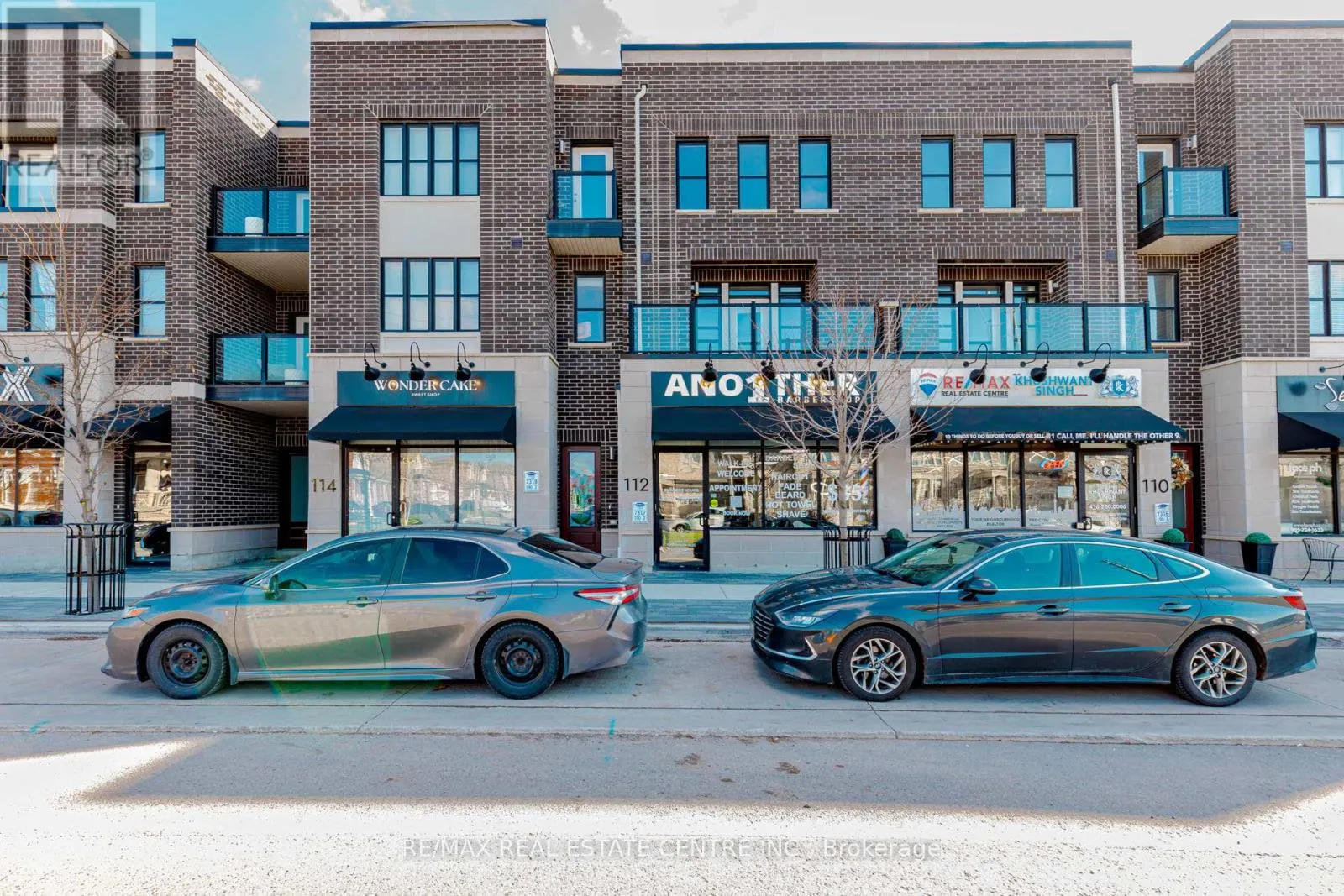 Row / Townhouse for rent: 112 Burnhamthorpe Road E, Oakville, Ontario L6H 0X8