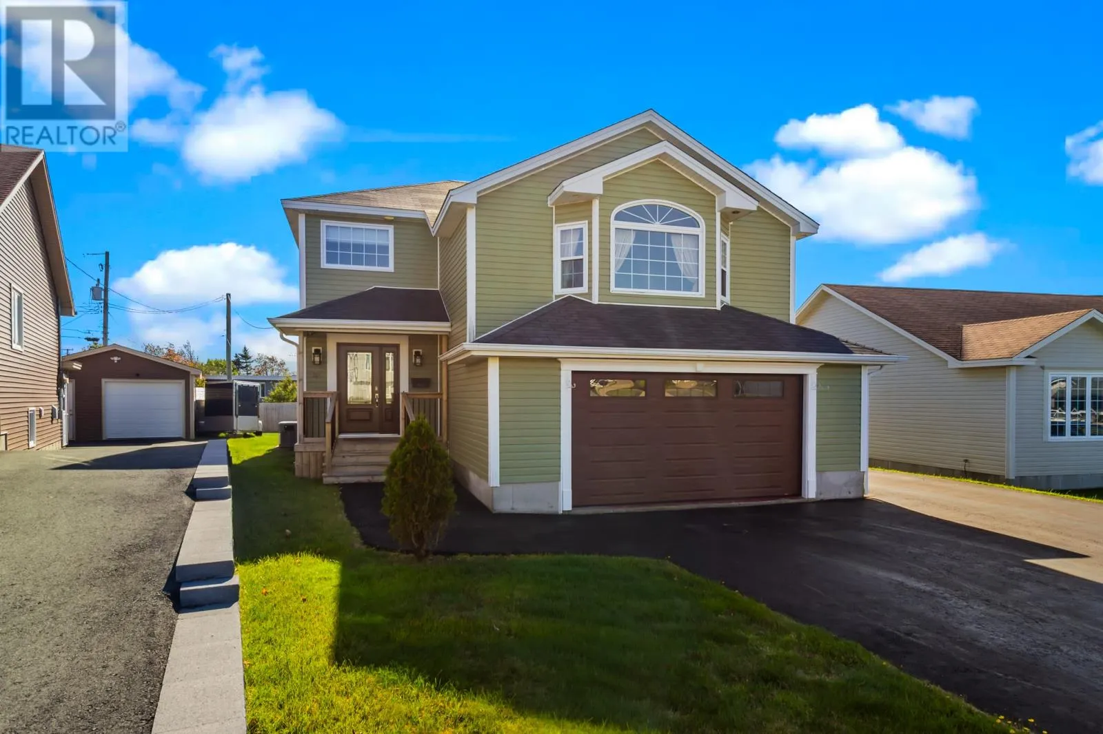 House for rent: 112 Canterbury Drive, Paradise, Newfoundland & Labrador A1L 3W4