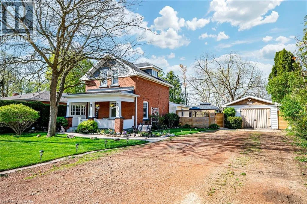 House for rent: 112 Court Street N, Milton, Ontario L9T 2S3