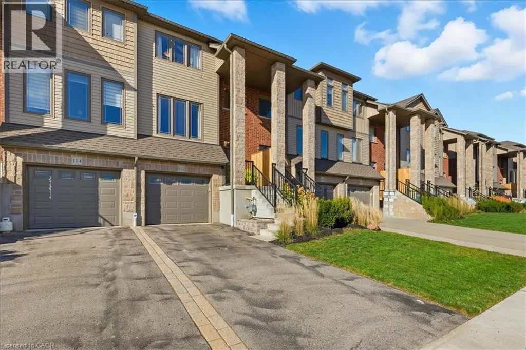 Row / Townhouse for rent: 112 Loxleigh Lane, Breslau, Ontario N0B 1M0