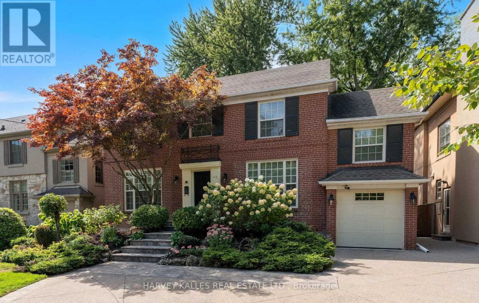 House for rent: 112 Mason Boulevard, Toronto, Ontario M5M 3E3