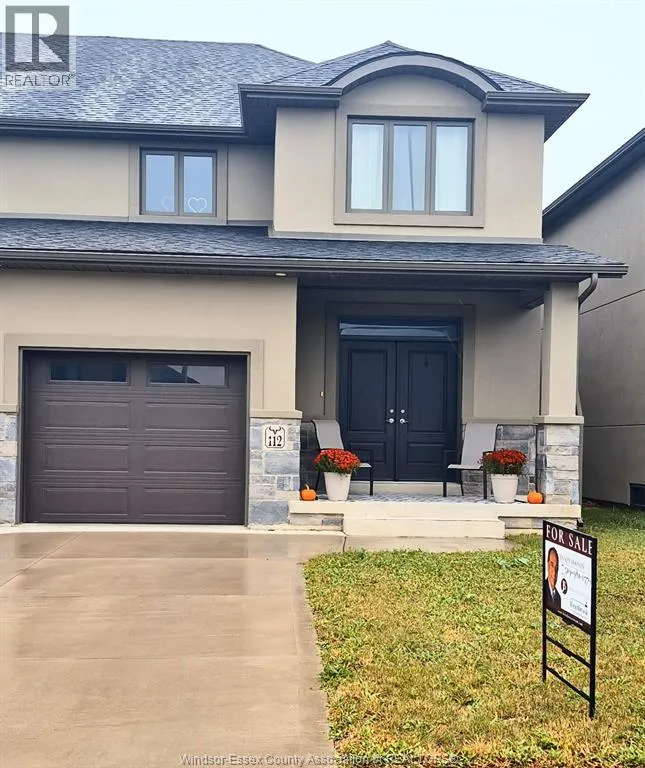 House for rent: 112 Peters Street, Essex, Ontario N8M 0B1