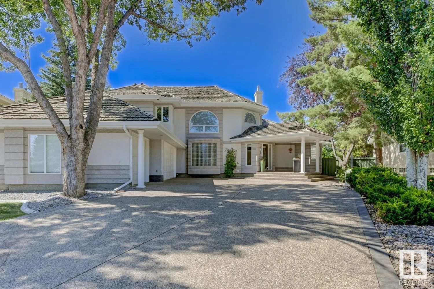 House for rent: 112 Weaver Dr Nw, Edmonton, Alberta T6M 2J3