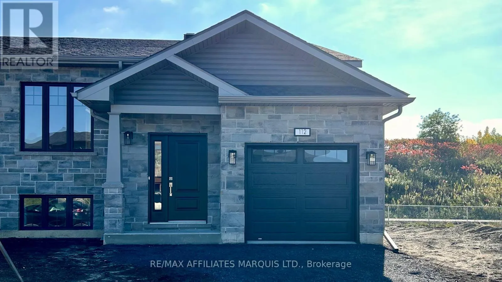 House for rent: 112 Woodland Drive, Cornwall, Ontario K6H 0H2