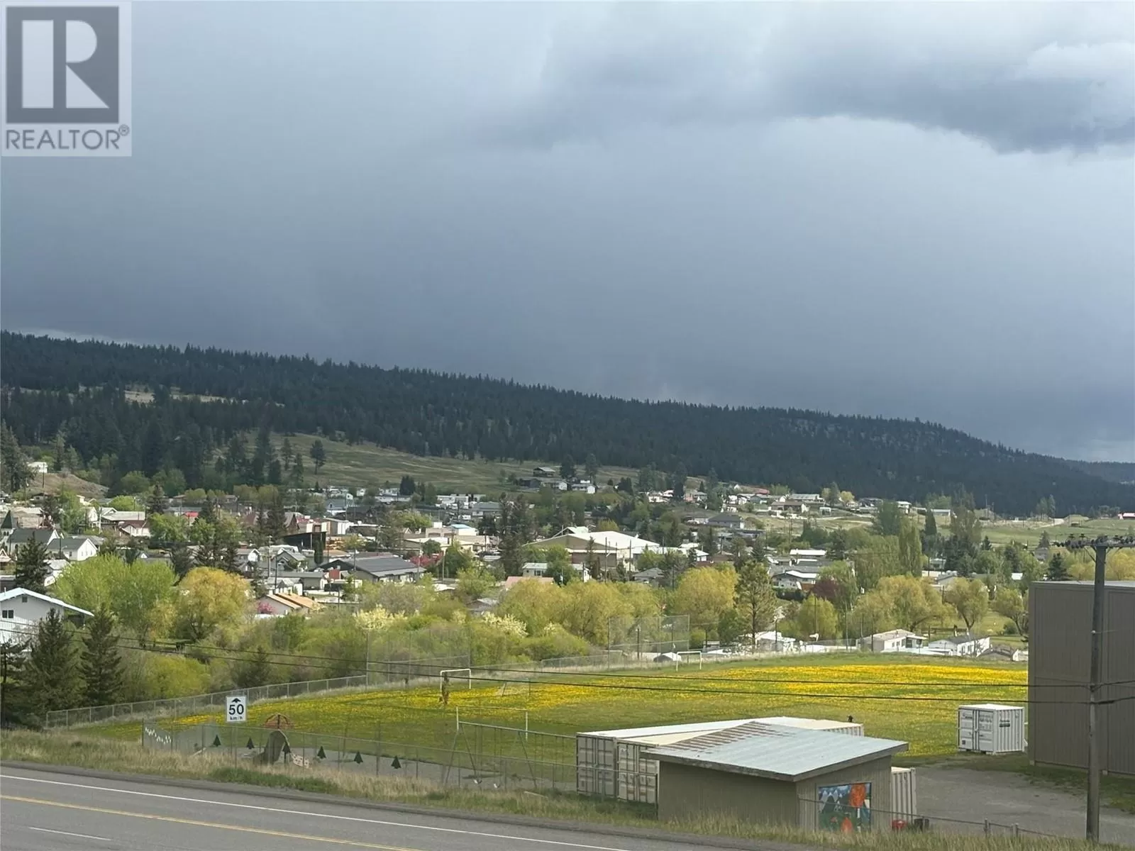 Other for rent: 1120 Cariboo Highway, Clinton, British Columbia V0K 1K0