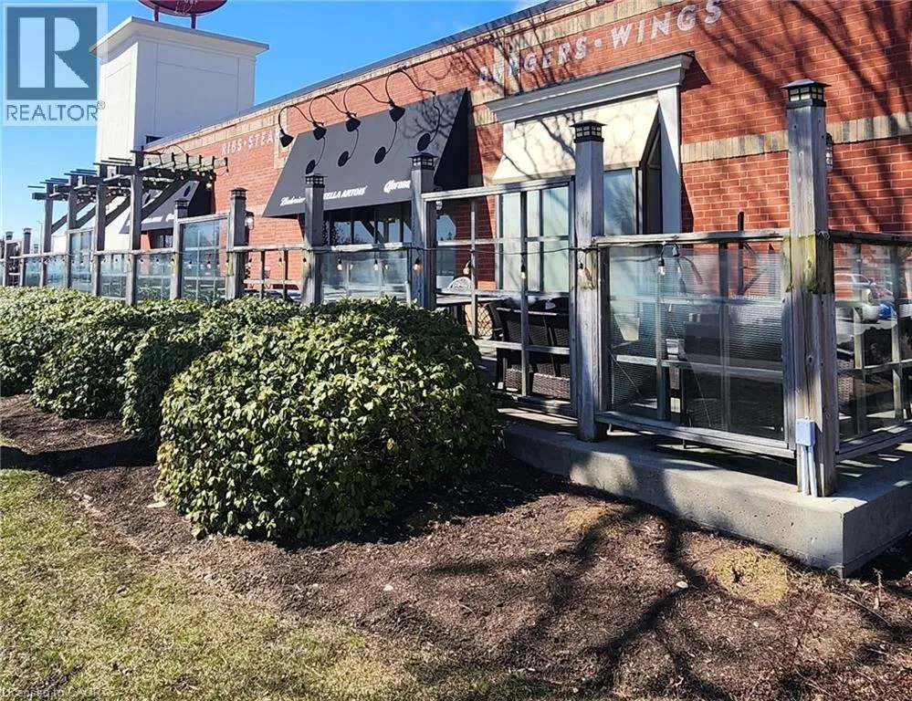 1120 Victoria Street N, Kitchener, Ontario N2B 3T2