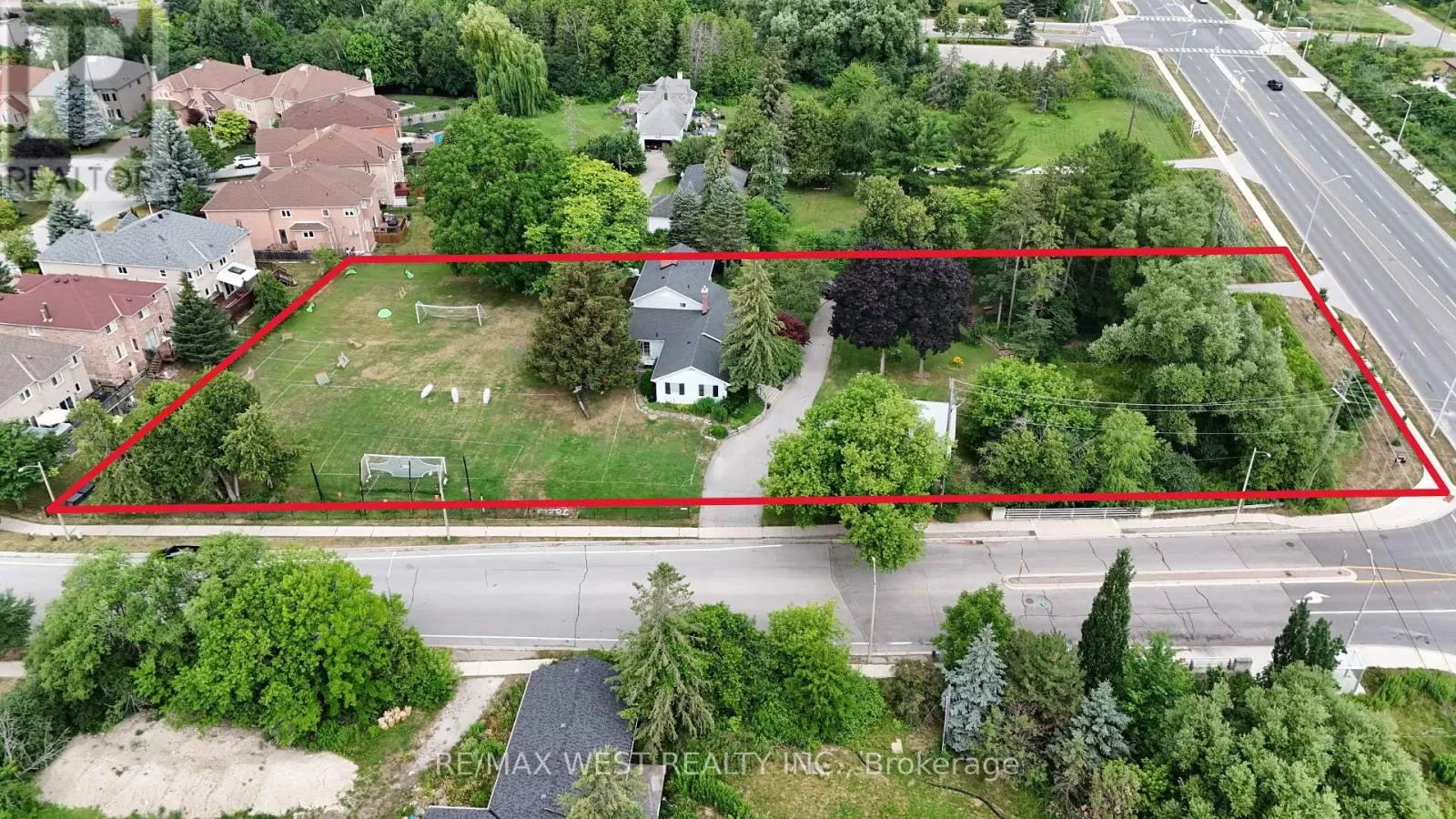 House for rent: 11222 Bayview Avenue, Richmond Hill, Ontario L4S 1L4