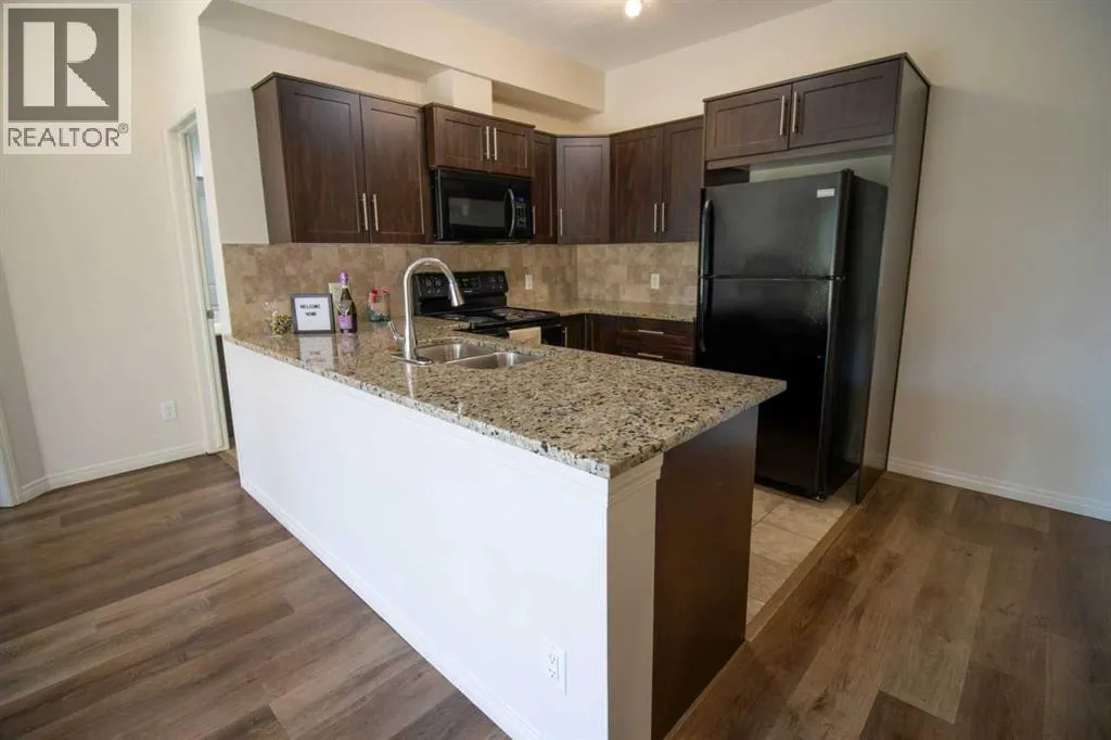 Apartment for rent: 1123, 1540 Sherwood Boulevard Nw, Calgary, Alberta T3R 0K5