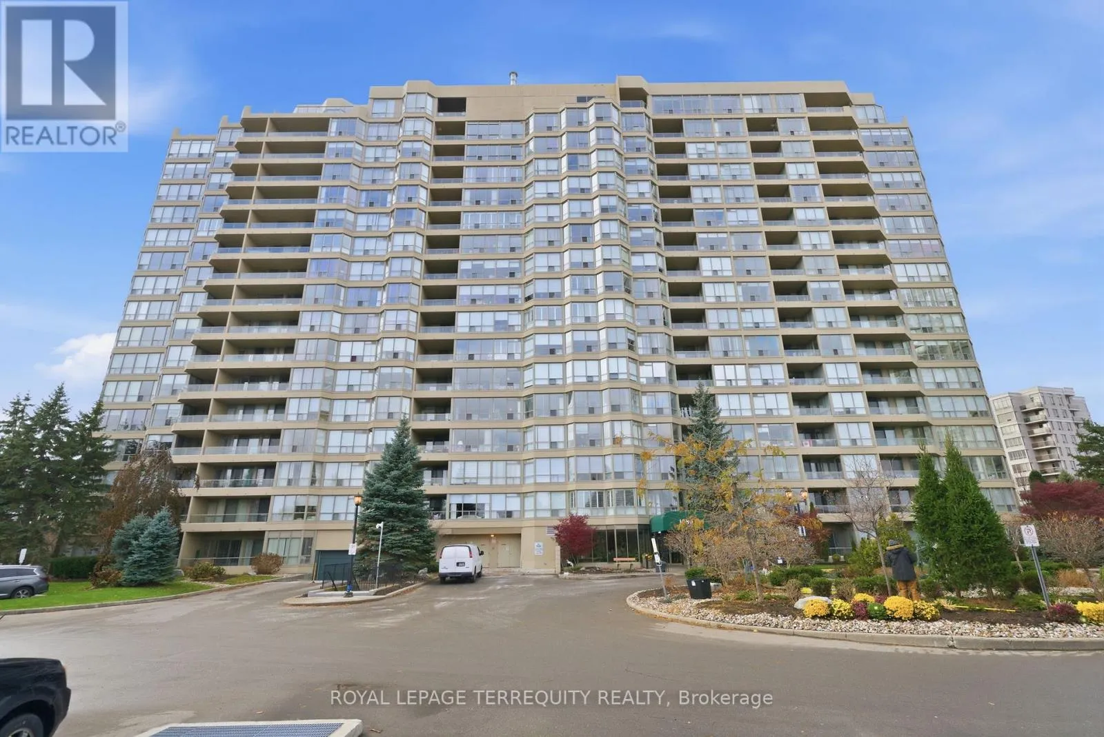 Apartment for rent: 1123 - 1880 Valley Farm Road, Pickering, Ontario L1V 6B3