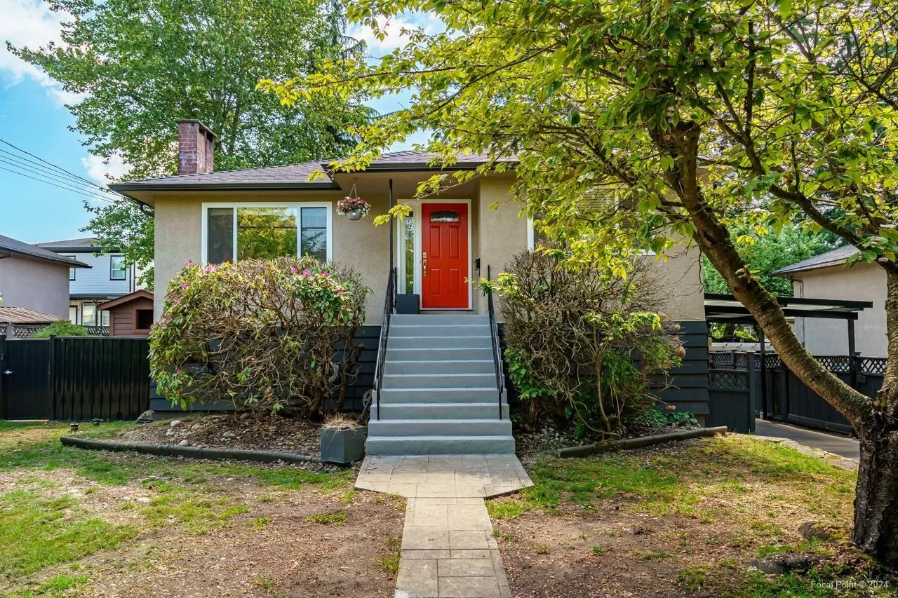 House for rent: 11230 82 Avenue, Delta, British Columbia V4C 2B7