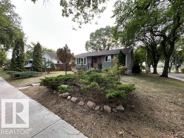 House for rent: 11242 52 St Nw, Edmonton, Alberta T5W 3H9