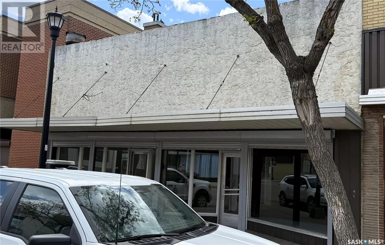 Retail for rent: 1125 Central Avenue, Prince Albert, Saskatchewan S6V 4V7