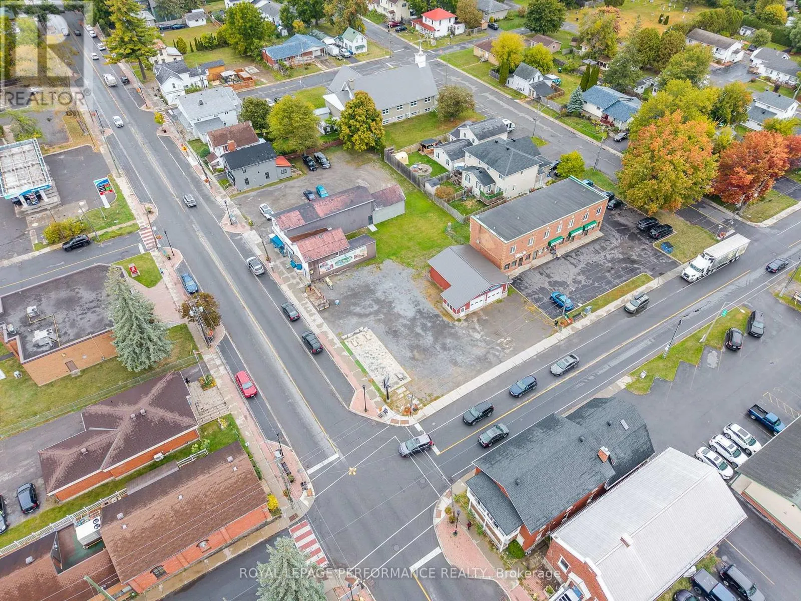 1125 Concession Street, Russell, Ontario K4R 1C8