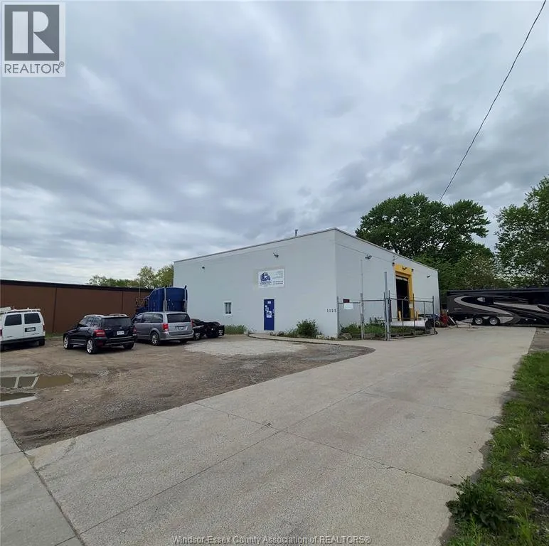 Warehouse for rent: 1125 Crawford Avenue, Windsor, Ontario N9A 5A1