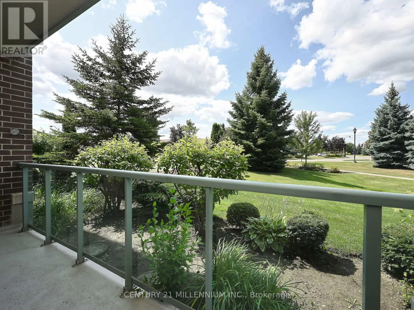 Apartment for rent: 113 - 25 Via Rosedale, Brampton, Ontario L6R 3J8