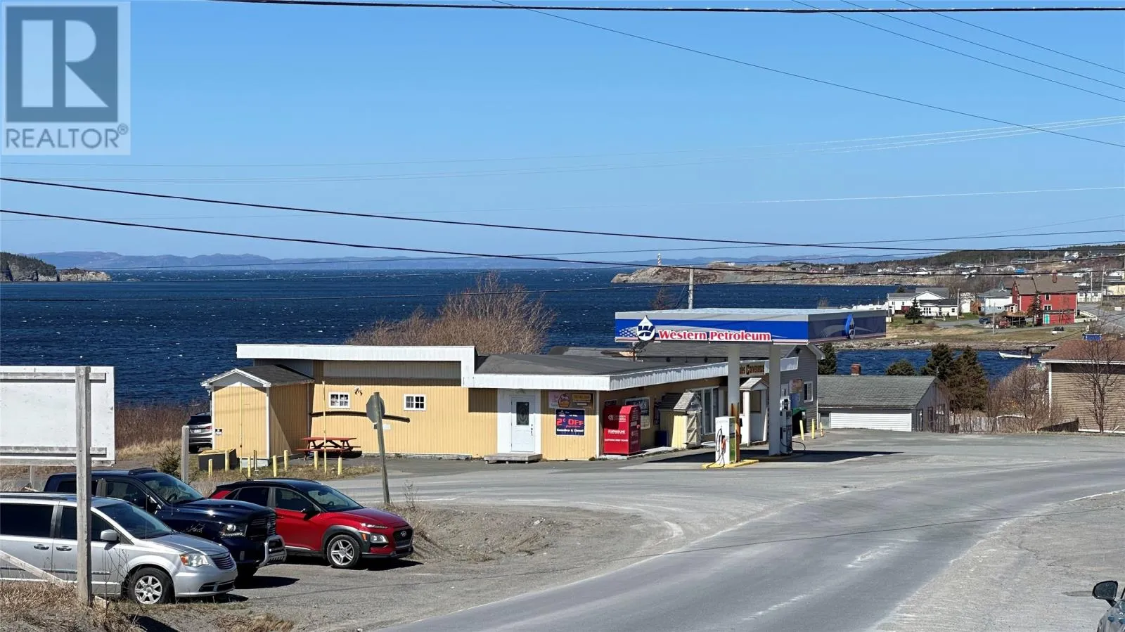 Commercial Mix for rent: 113 Main Road, Heart's Content, Newfoundland & Labrador A0A 1Z0