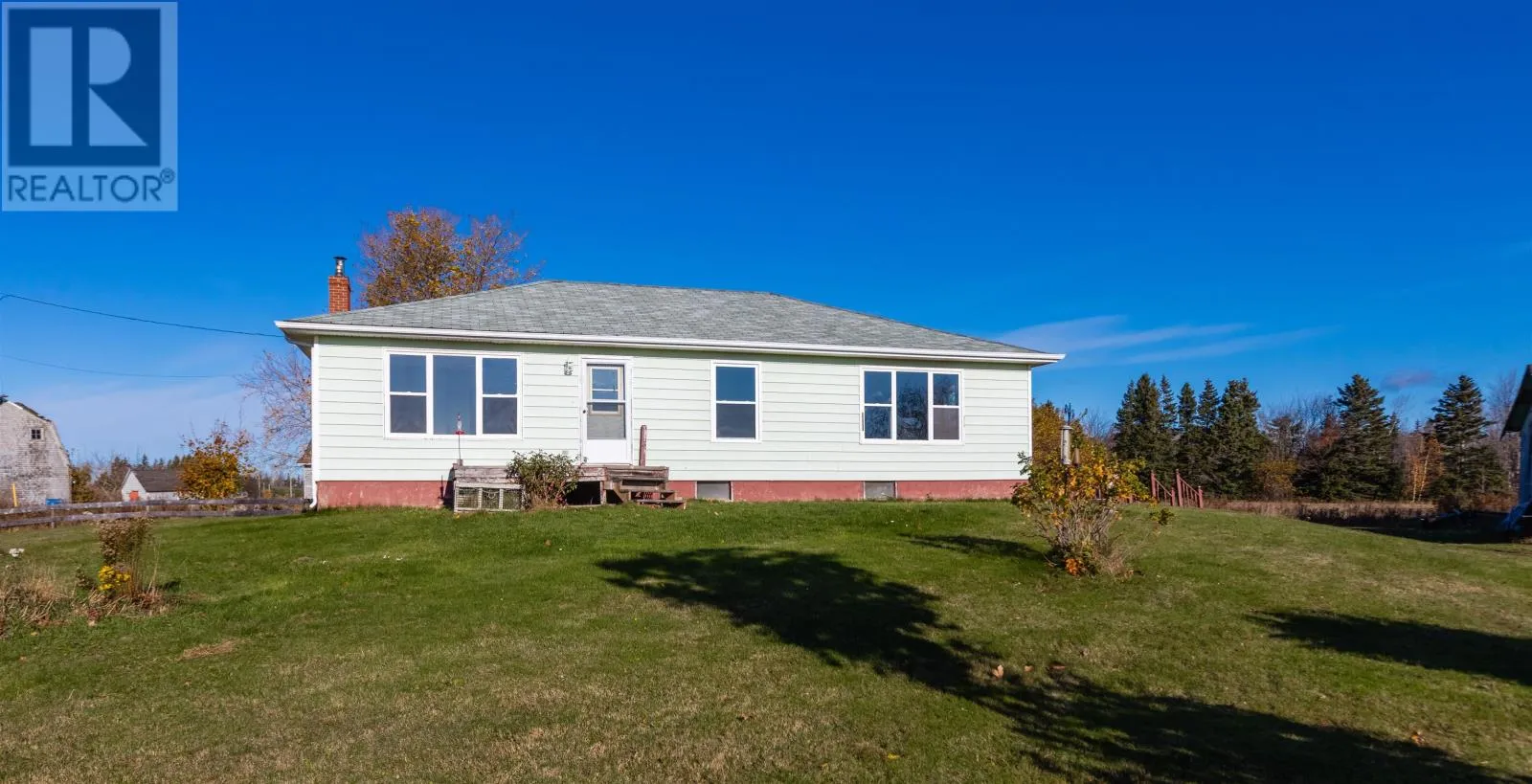 House for rent: 113 Poverty Beach Road, Murray Harbour North, Prince Edward Island C0A 1R0