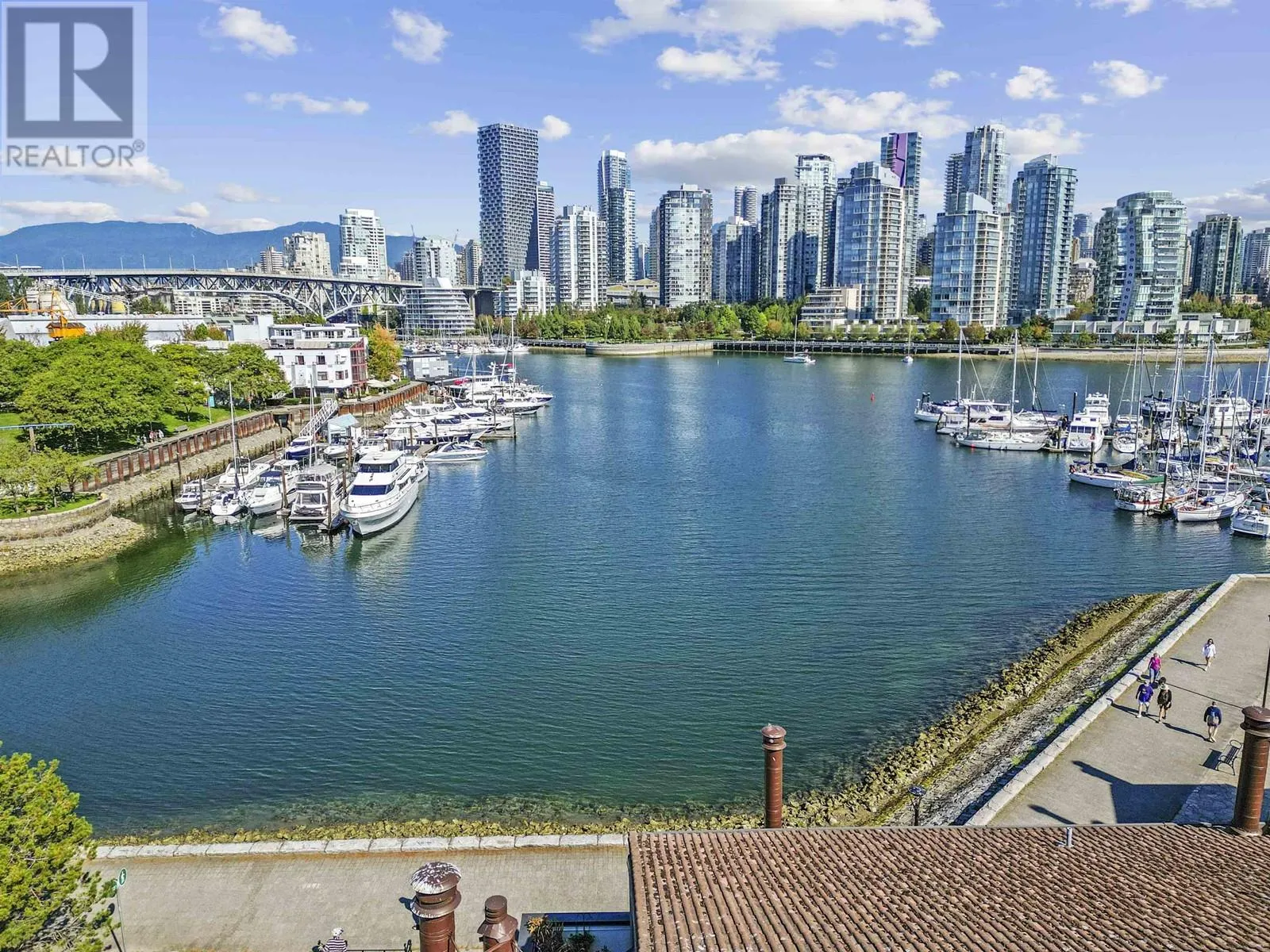 Row / Townhouse for rent: 1130 Ironwork Passage, Vancouver, British Columbia V6H 3P1