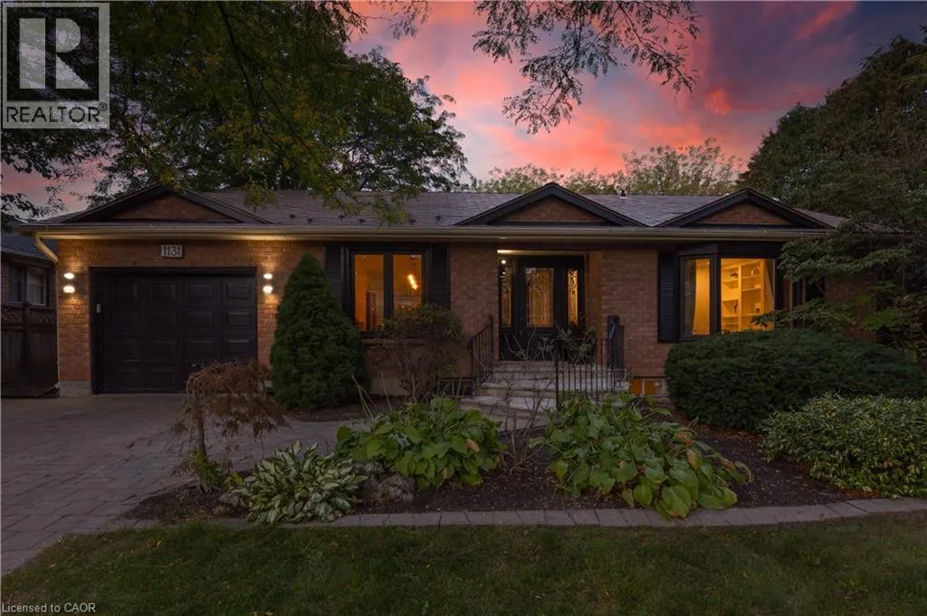 House for rent: 1131 Carol Street, Burlington, Ontario L7S 1Z9