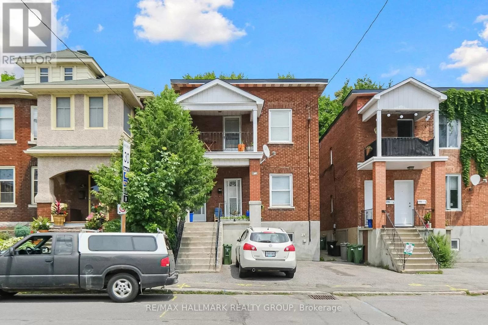 Duplex for rent: 113/113 1/2 Fairmont Avenue, Ottawa, Ontario K1Y 1X7