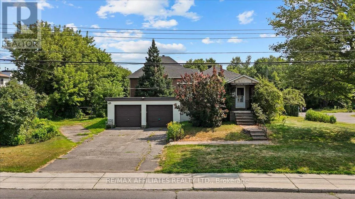 House for rent: 1133 Snow Street, Ottawa, Ontario K1J 7R5