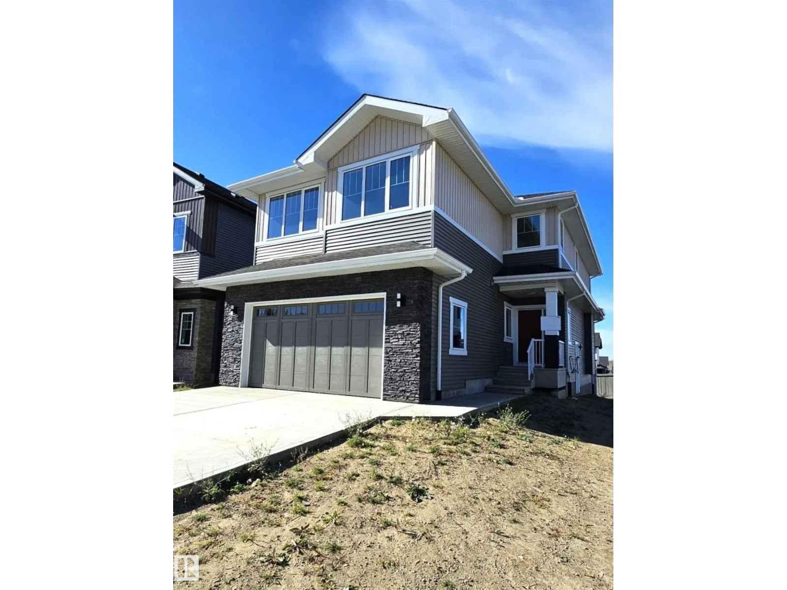 House for rent: 1135 Gyrfalcon Cr Nw, Edmonton, Alberta T5S 0S5