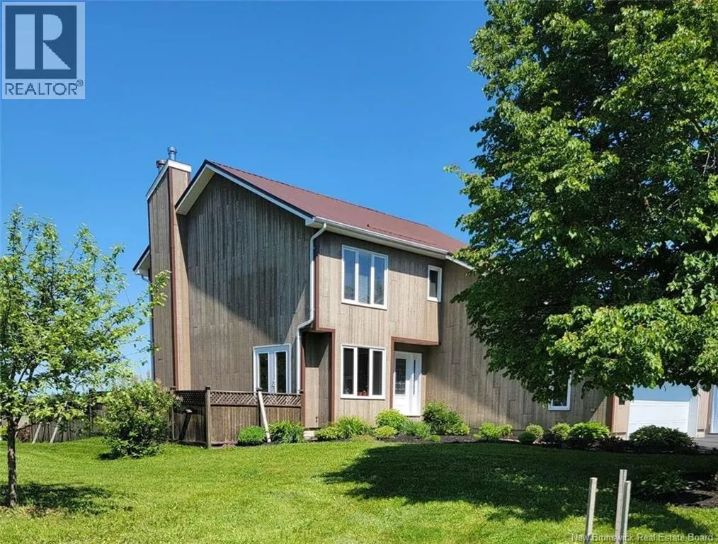 House for rent: 1135 Mercury Street, Bathurst, New Brunswick E2A 2J4