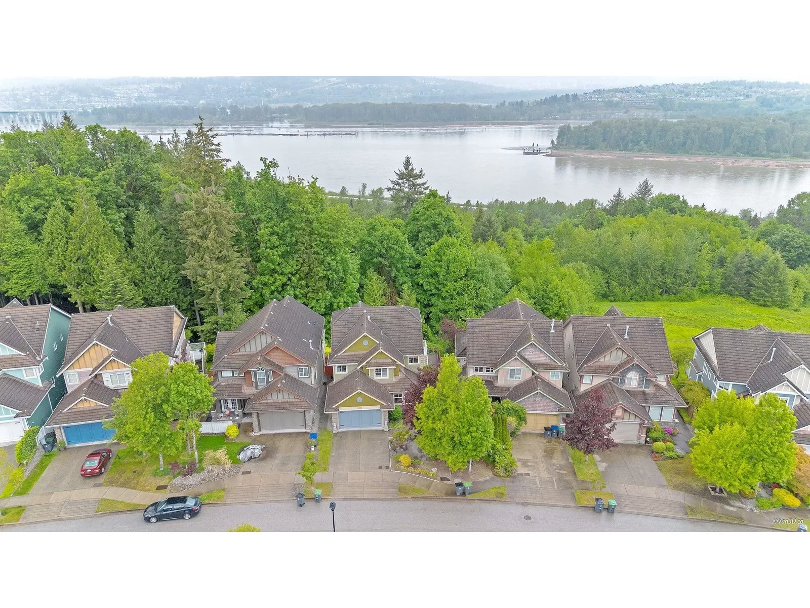 House for rent: 11353 154a Street, Surrey, British Columbia V3R 2V7