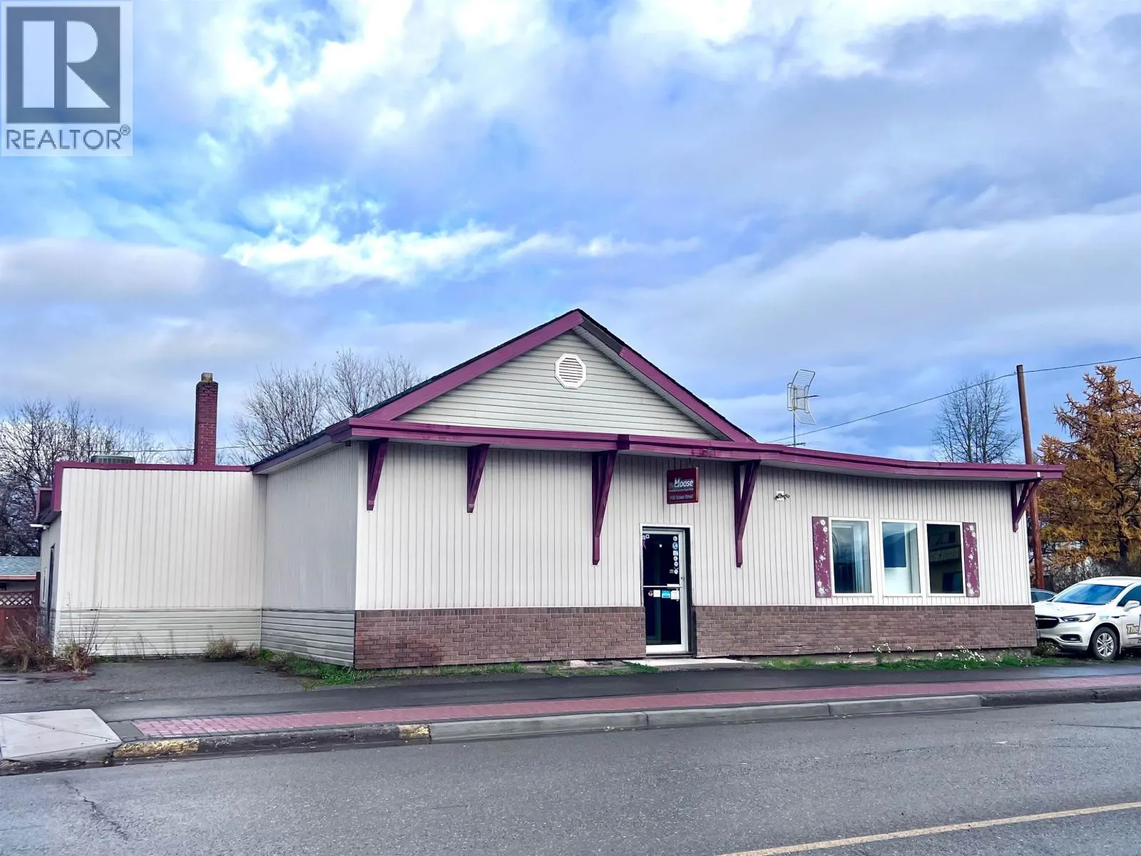 1139 Queen Street, Smithers, British Columbia V0J 2N0