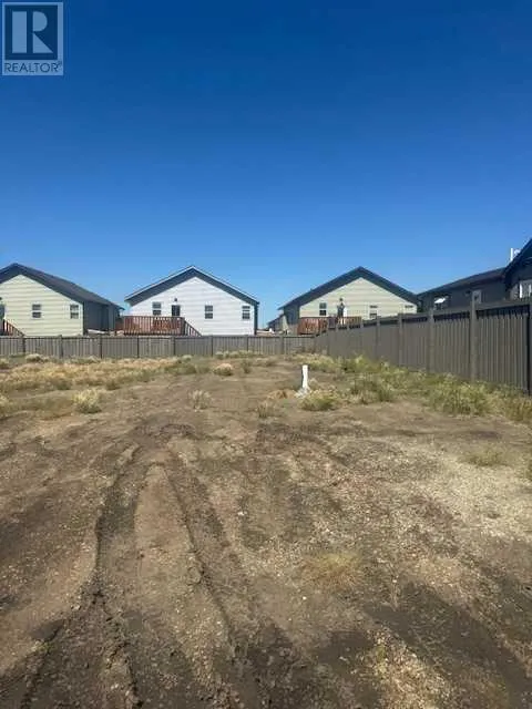 114, 11850 84 Avenue, Grande Prairie, Alberta T8W 0M4