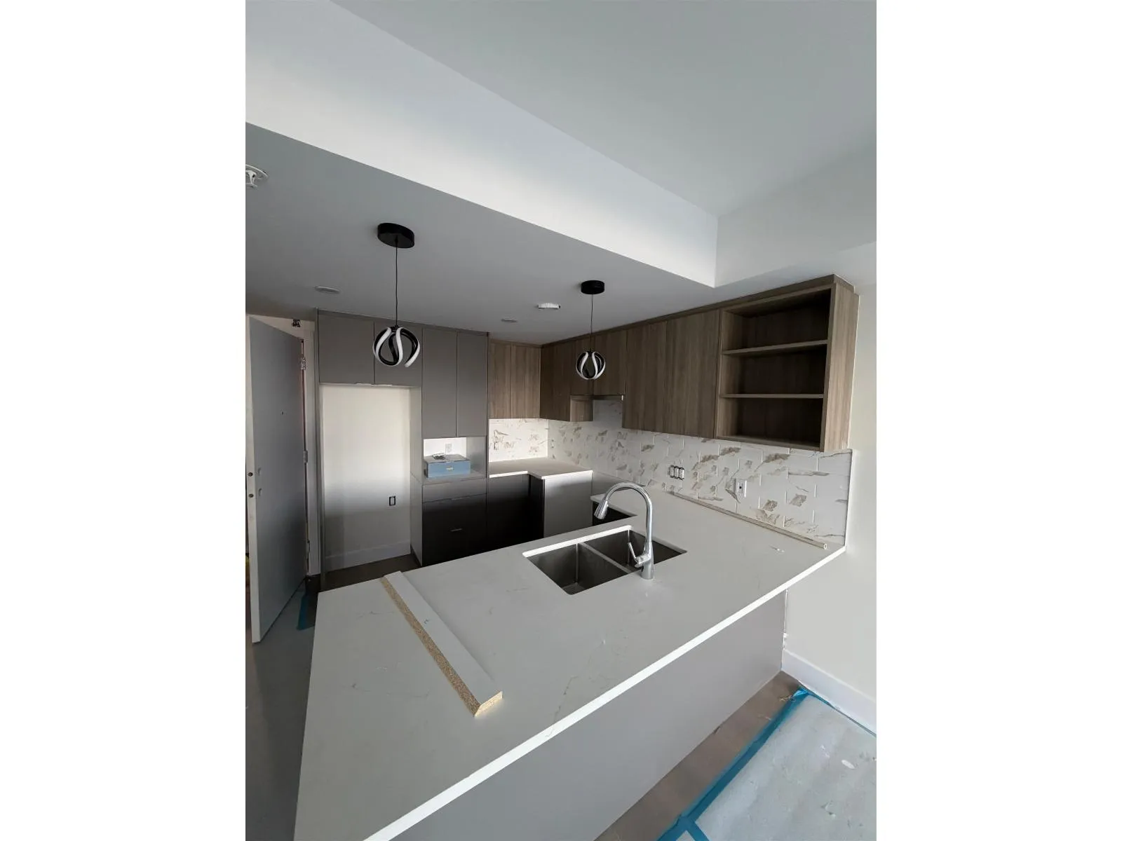 Row / Townhouse for rent: 114 15739 Fraser Highway, Surrey, British Columbia V4N 6Y4