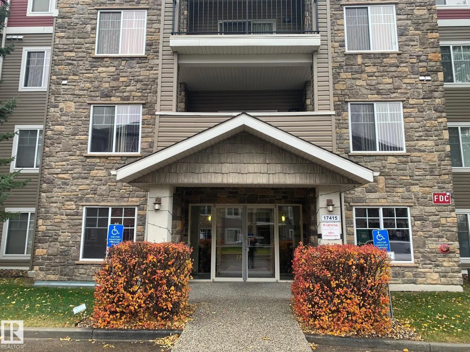 Apartment for rent: #114 17415 99 Av Nw, Edmonton, Alberta T5W 0W8