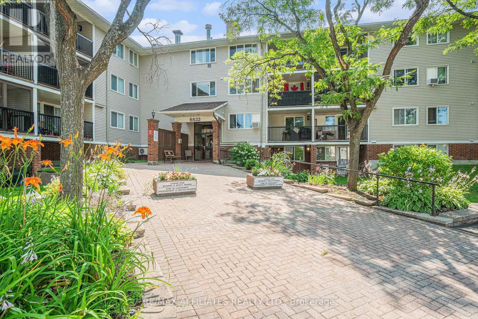 Apartment for rent: 114 - 6532 Bilberry Drive, Ottawa, Ontario K1C 4N9