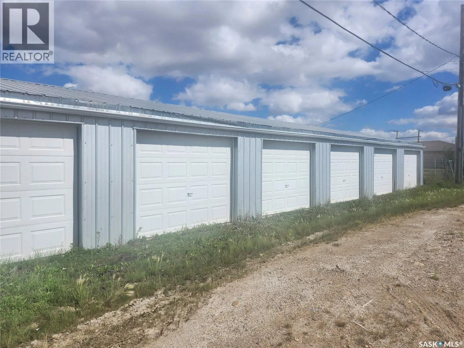 114 7th Avenue W, Gravelbourg, Saskatchewan S0H 1X0