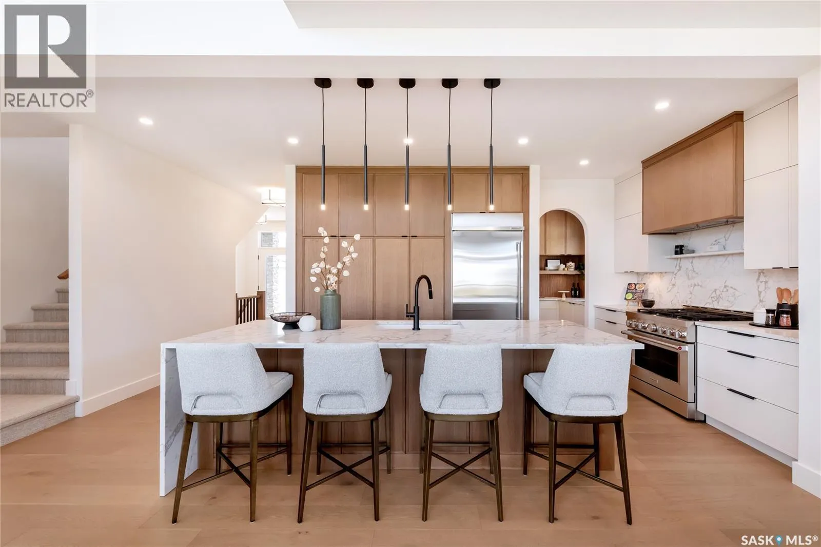 House for rent: 114 Cockroft Manor, Saskatoon, Saskatchewan S7V 1Y4