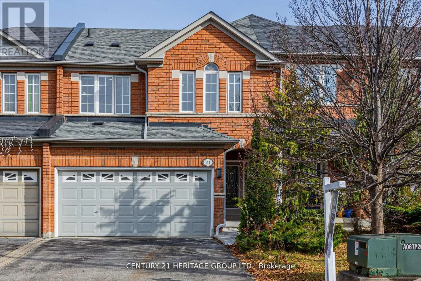 Row / Townhouse for rent: 114 Millcliff Circle, Aurora, Ontario L4G 7N9