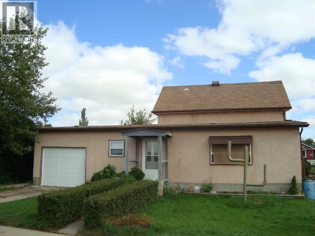 House for rent: 114 School Road, Trochu, Alberta T0M 2C0