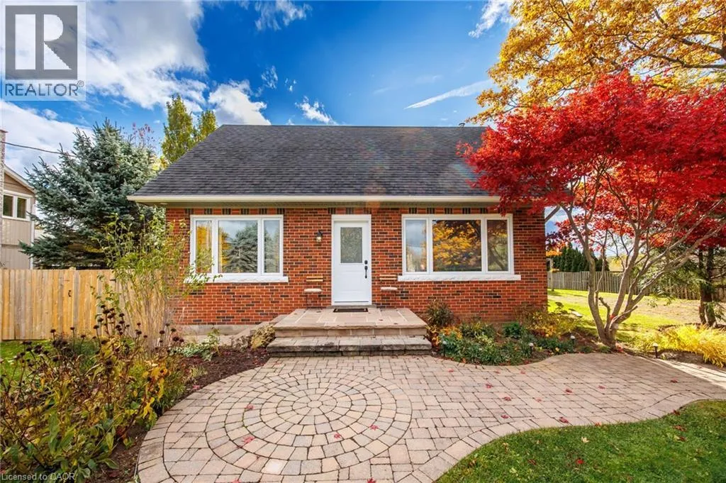 House for rent: 1140 2nd Concession Concession W, Flamborough, Ontario L9H 5E2