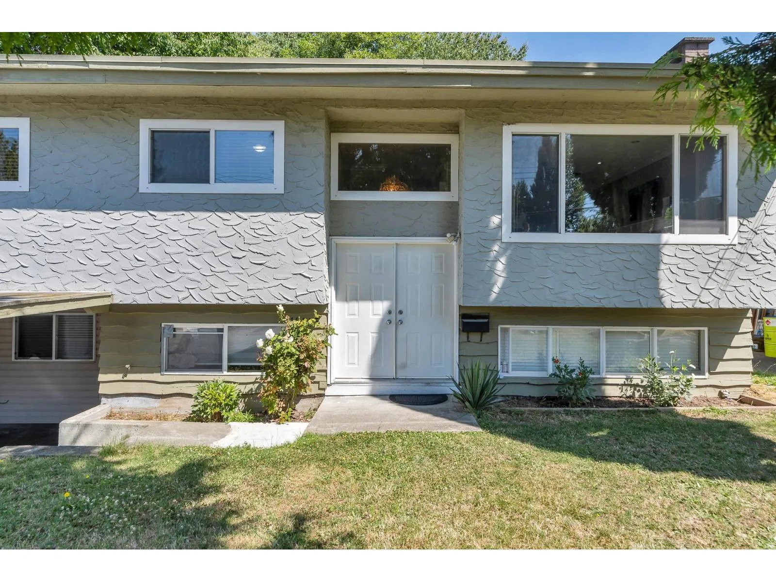 House for rent: 11415 87 Avenue, Delta, British Columbia V4C 2Z6