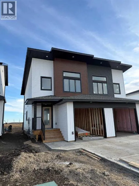 Duplex for rent: 11433 95 Street, Clairmont, Alberta T8X 0W9