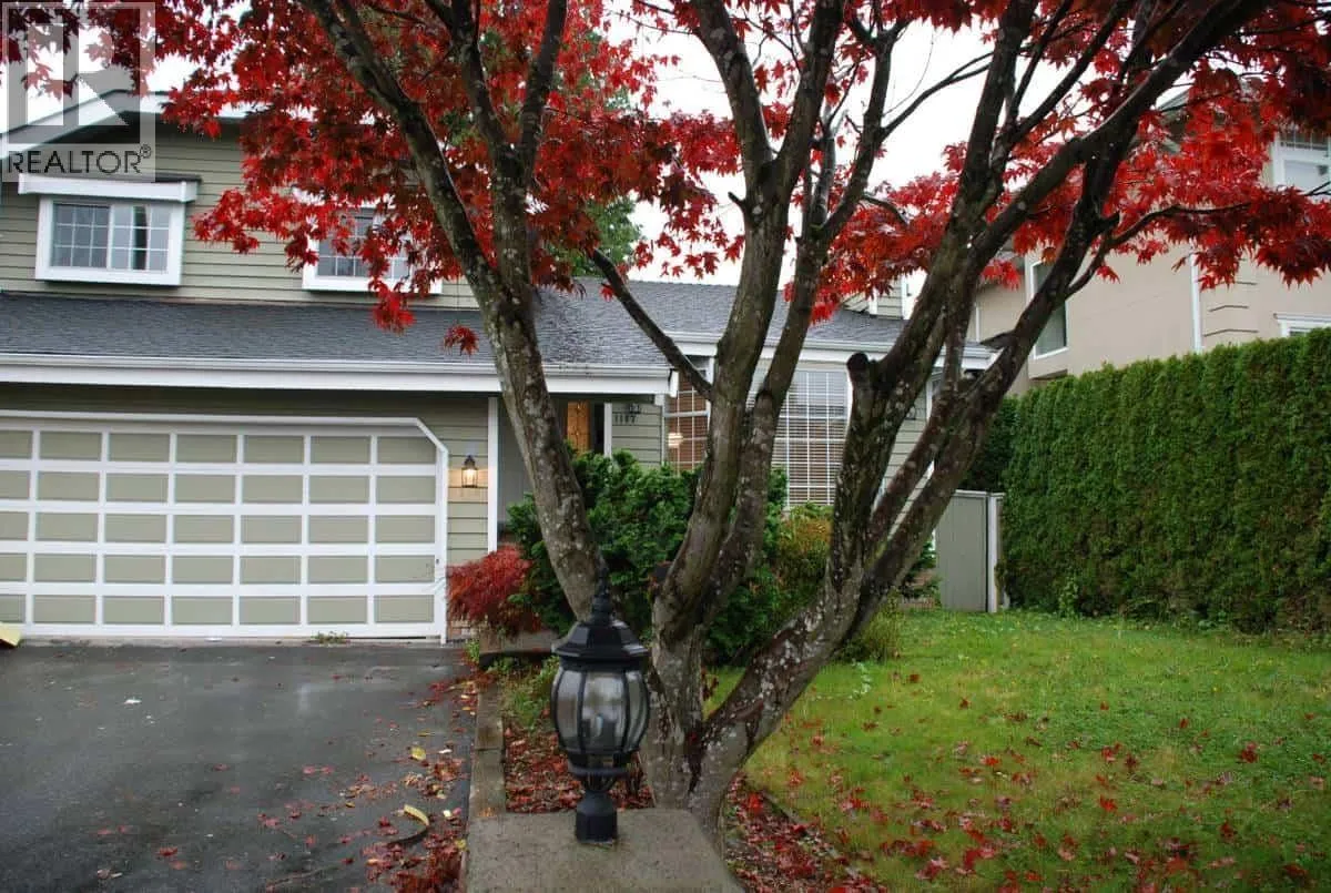 House for rent: 1147 Inglewood Avenue, West Vancouver, British Columbia V7T 1Y4