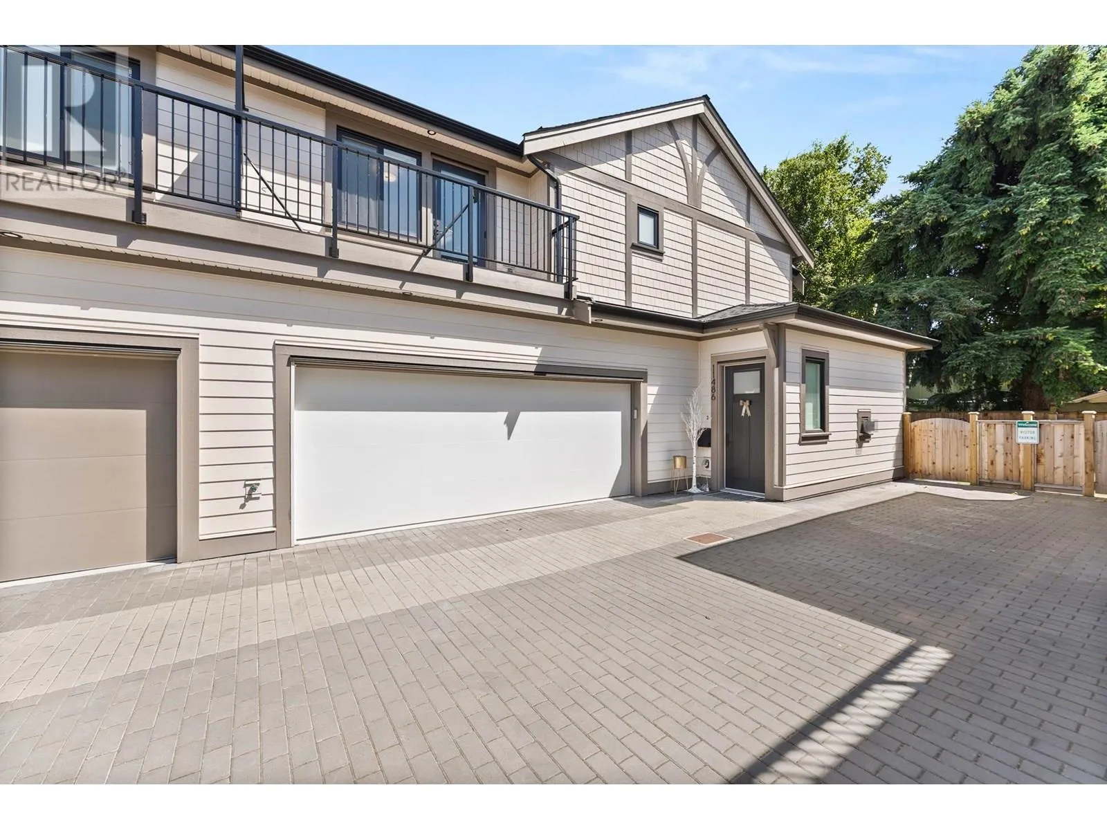 Duplex for rent: 11486 Railway Avenue, Richmond, British Columbia V7E 2B9