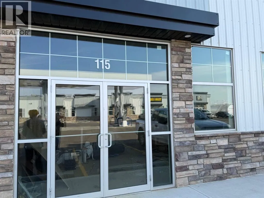 Retail for rent: 115, 5302 Vista Trail, Blackfalds, Alberta T0M 0J0