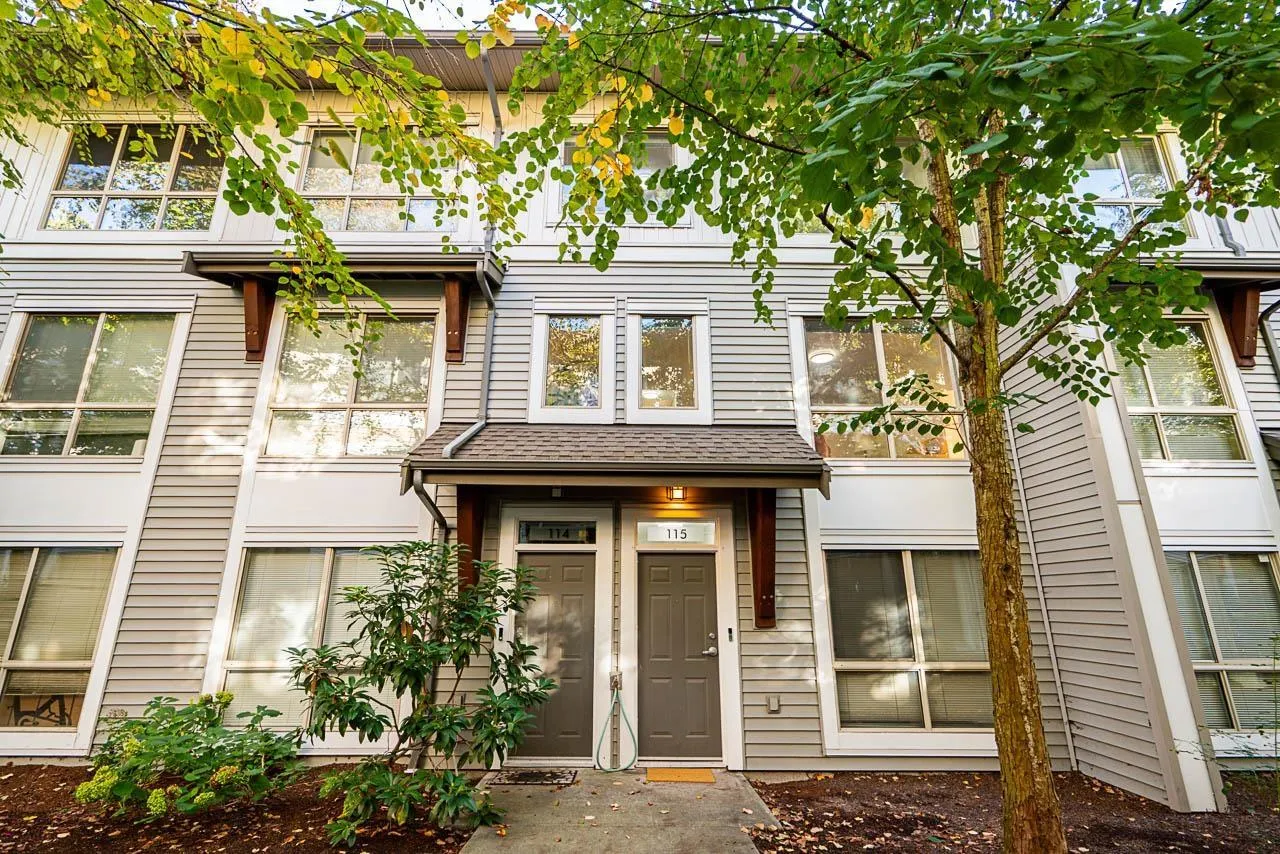 Row / Townhouse for rent: 115 6671 121 Street, Surrey, British Columbia V3W 1T9