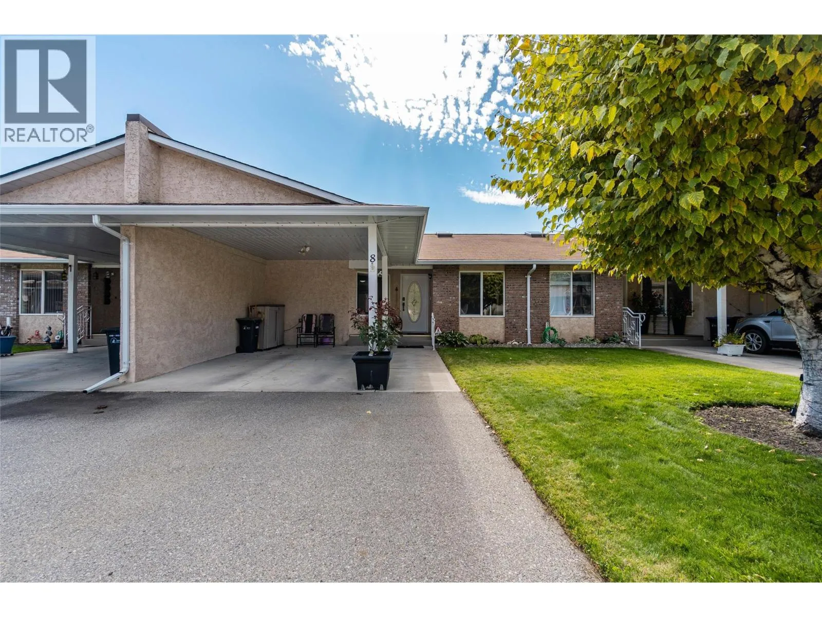 Row / Townhouse for rent: 115 Redwing Place Unit# 8, Oliver, British Columbia V0H 1T4