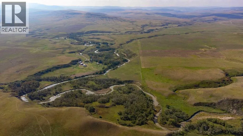 115041 Sharples Bottom Rd, Claresholm, Alberta T0L 0T0